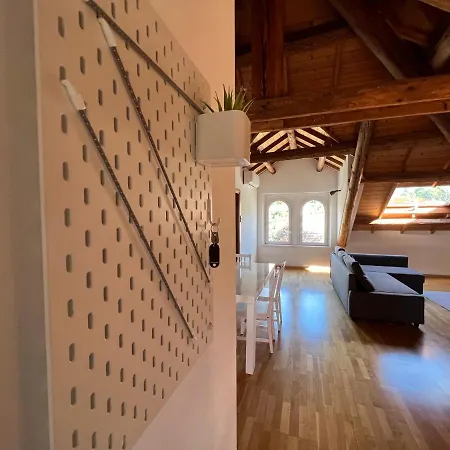 Visentin - Meraviglioso Attico In Legno